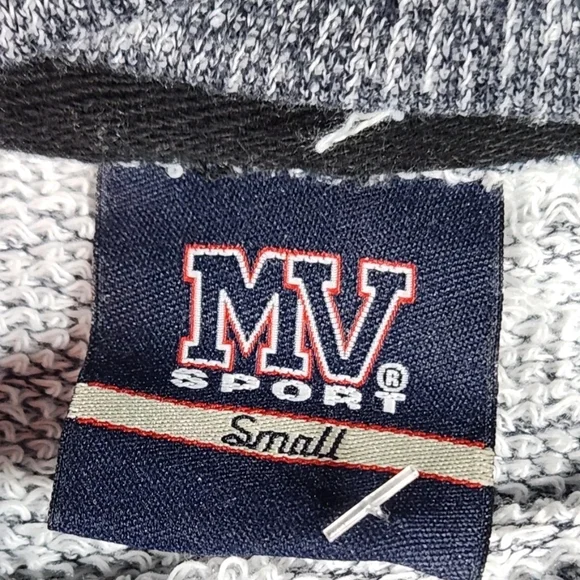 Newport Rhode Island Hoodie Women's Size Small Gray Pullover NWT MV Sport - Picture 7 of 7